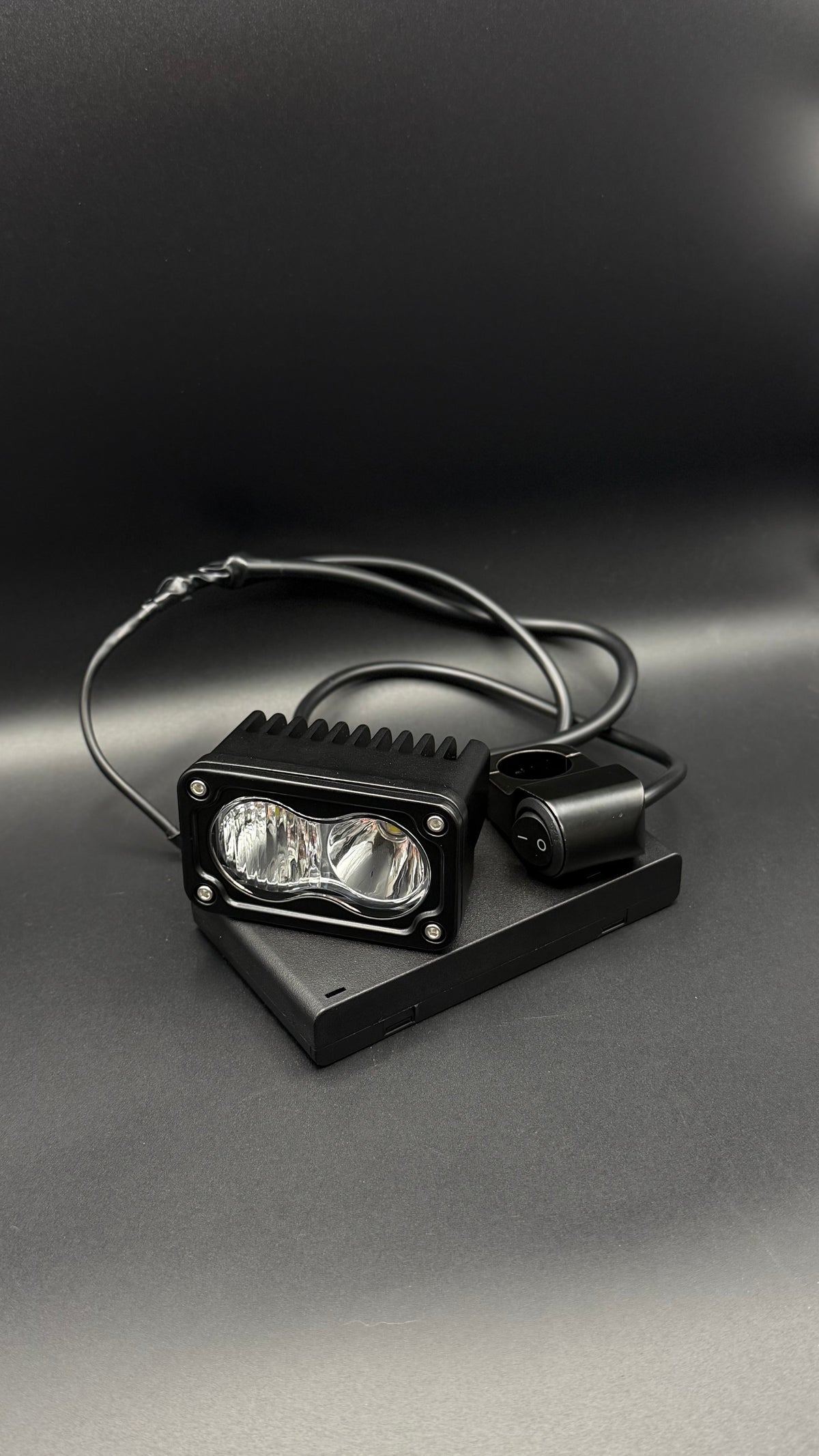 Battery powered 2700 lumen Baja light kit for any bike - Motowatts