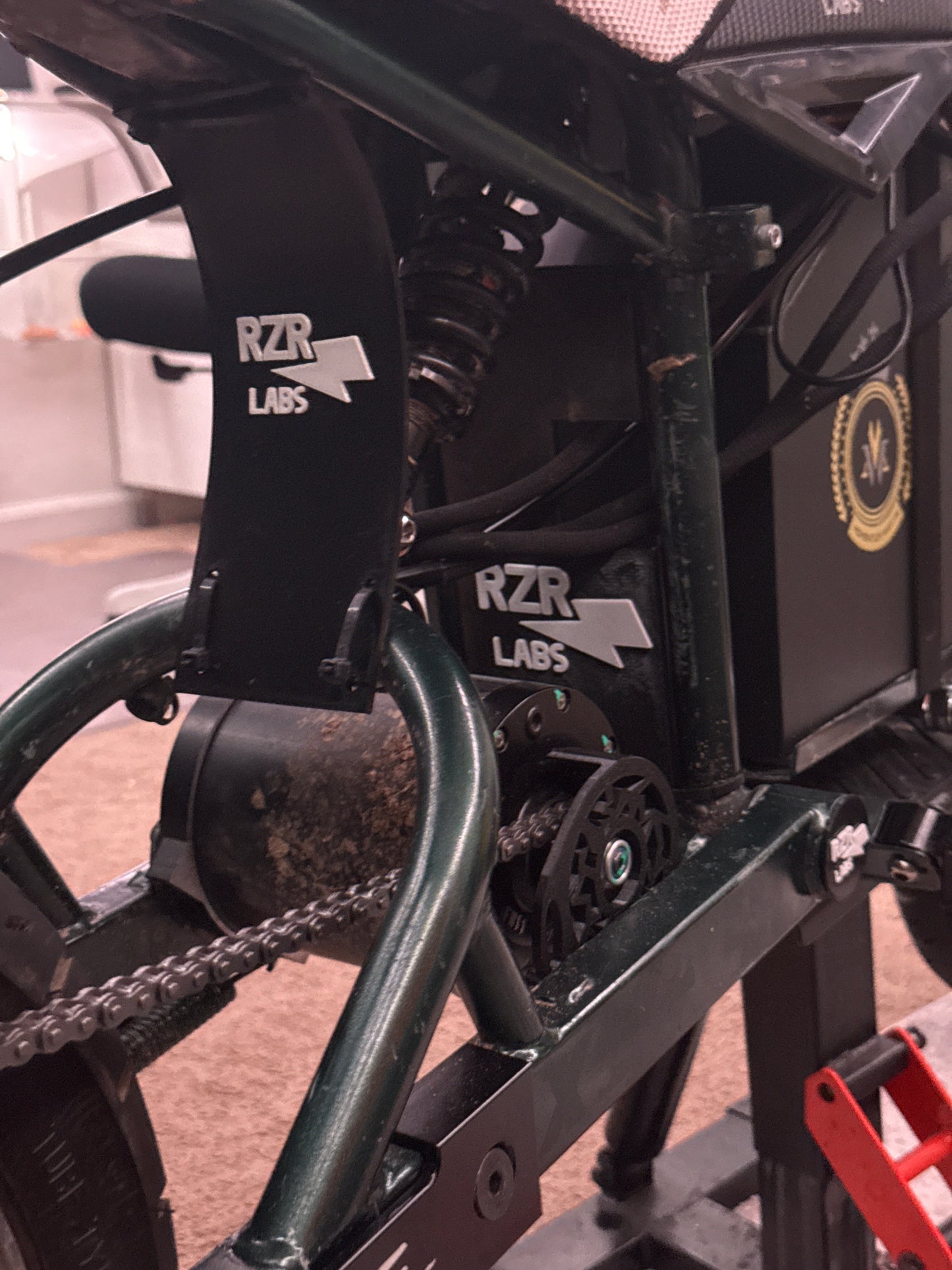 Razor MX650/500 Battery guard